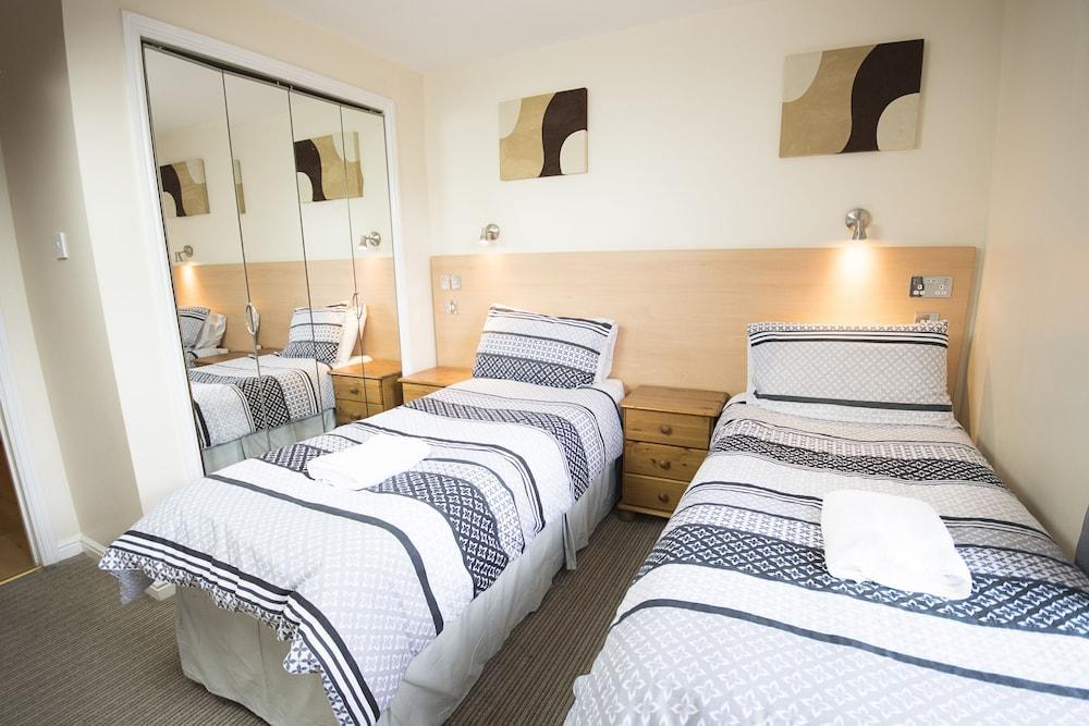 Lochend Serviced Apartments Edinburgh Exterior photo