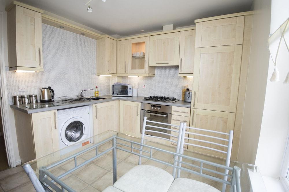 Lochend Serviced Apartments Edinburgh Exterior photo